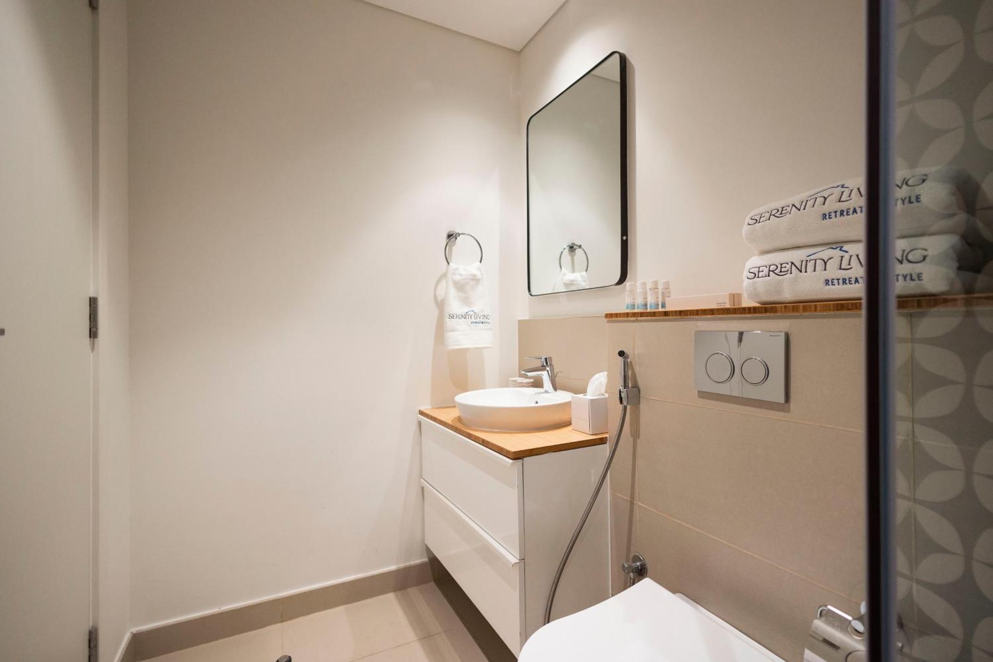 Appartement Socio Tower1 - Hills Modern Urban Retreat In The By Serenity Living Homes *